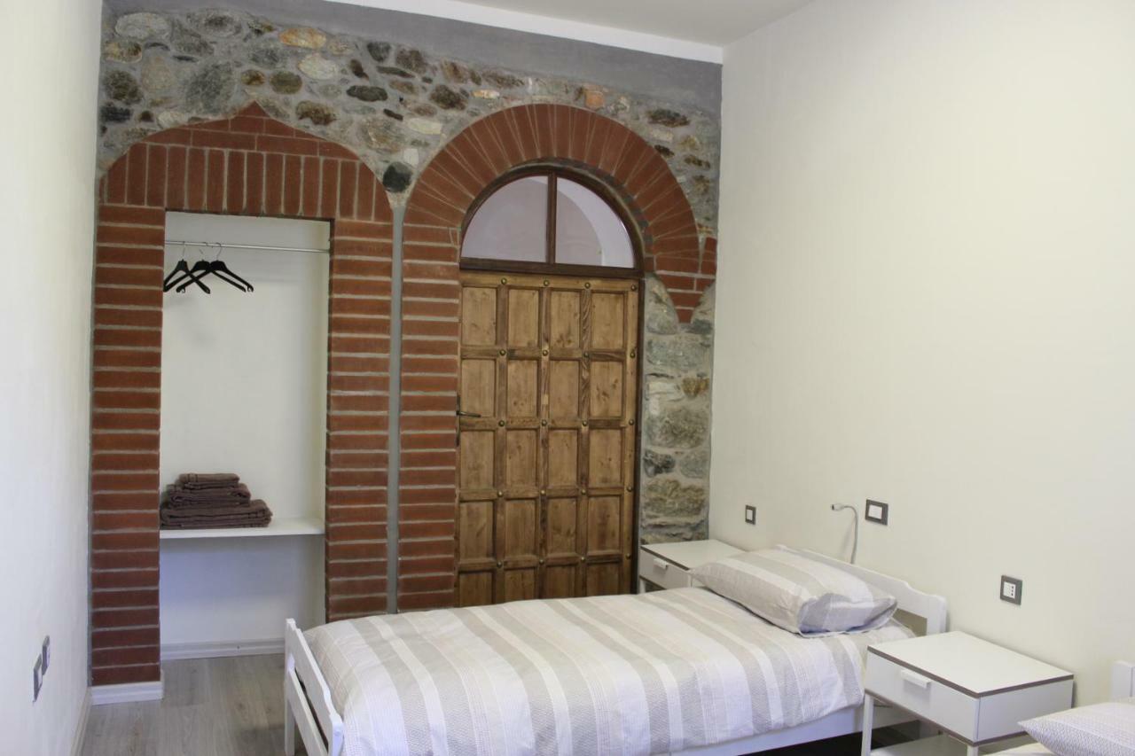 Hotel Passaggio A Nord Ovest Settimo Vittone Exterior foto